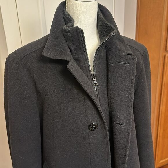 BOSS CASHMERE COAT 36R PEACOAT CLASSIC LINED WARM WINTER 31” LONG BLACK EUC - Picture 3 of 17